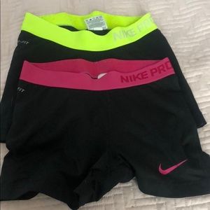 3 pairs of Nike spandex